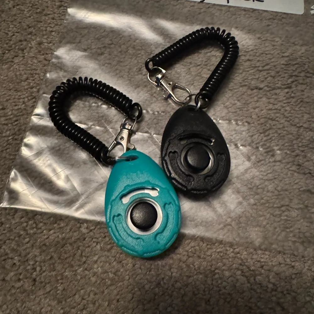 Training Pouch with Clickers - Black and Blue